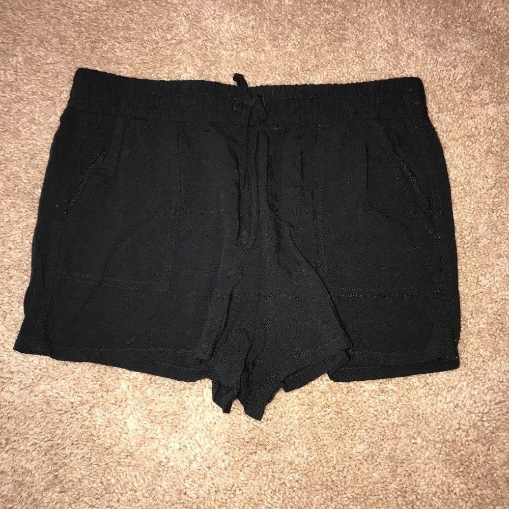 Joe Benbasset Black Shorts